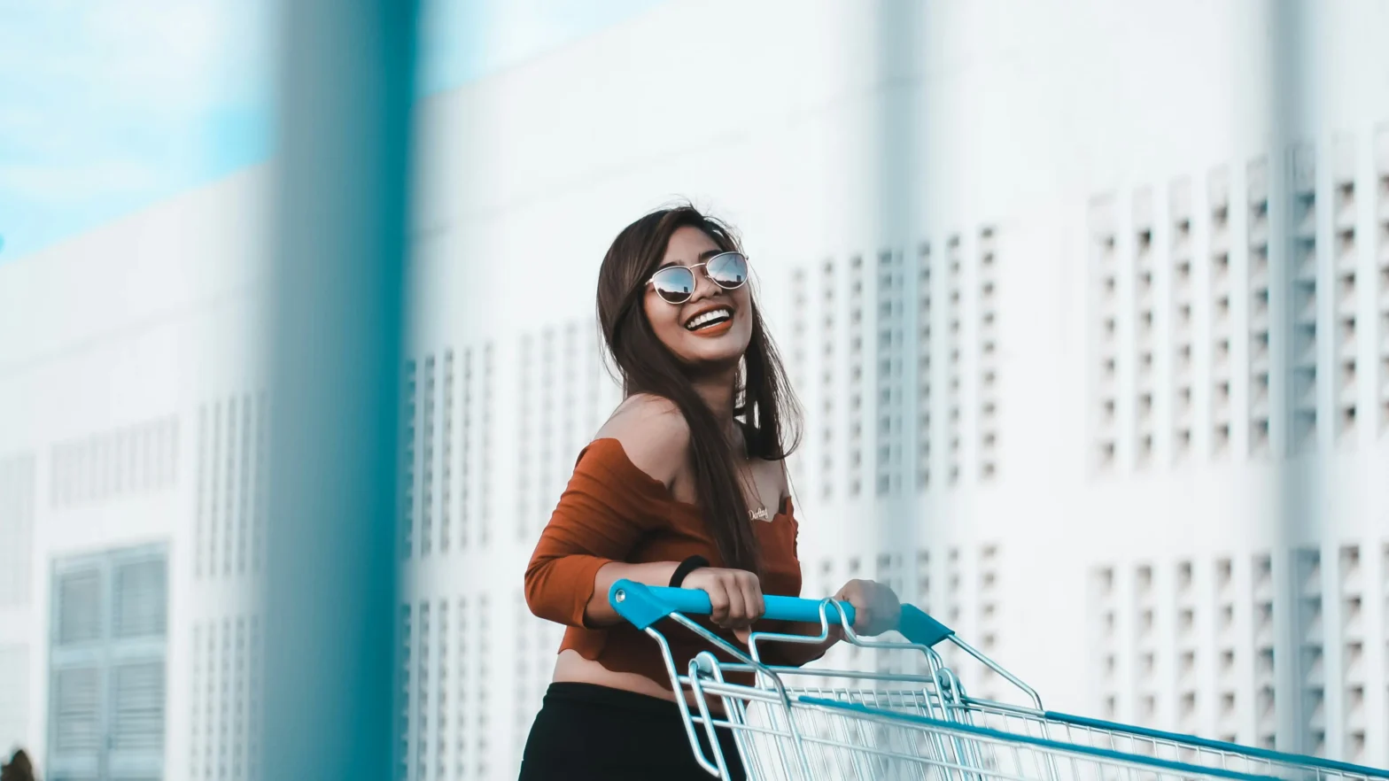 How to Start Shopping Globally