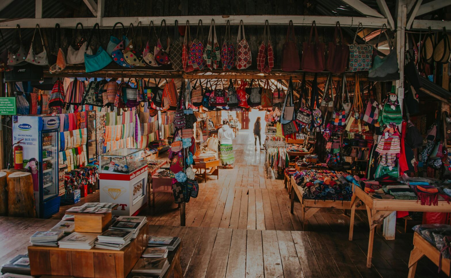 The Best Ways to Spot Fake Cultural Items and Avoid Scams